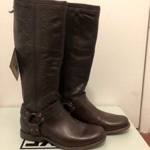 Frye Philip Dark Brown Boots, size 7.5